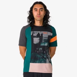 Outlet Rapha Men'S Printed Trail Technical T-Shirt Pistachio/Orange